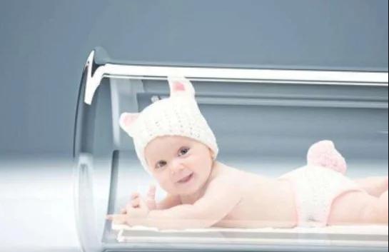 试管婴儿就是从试管里出生的孩子吗？